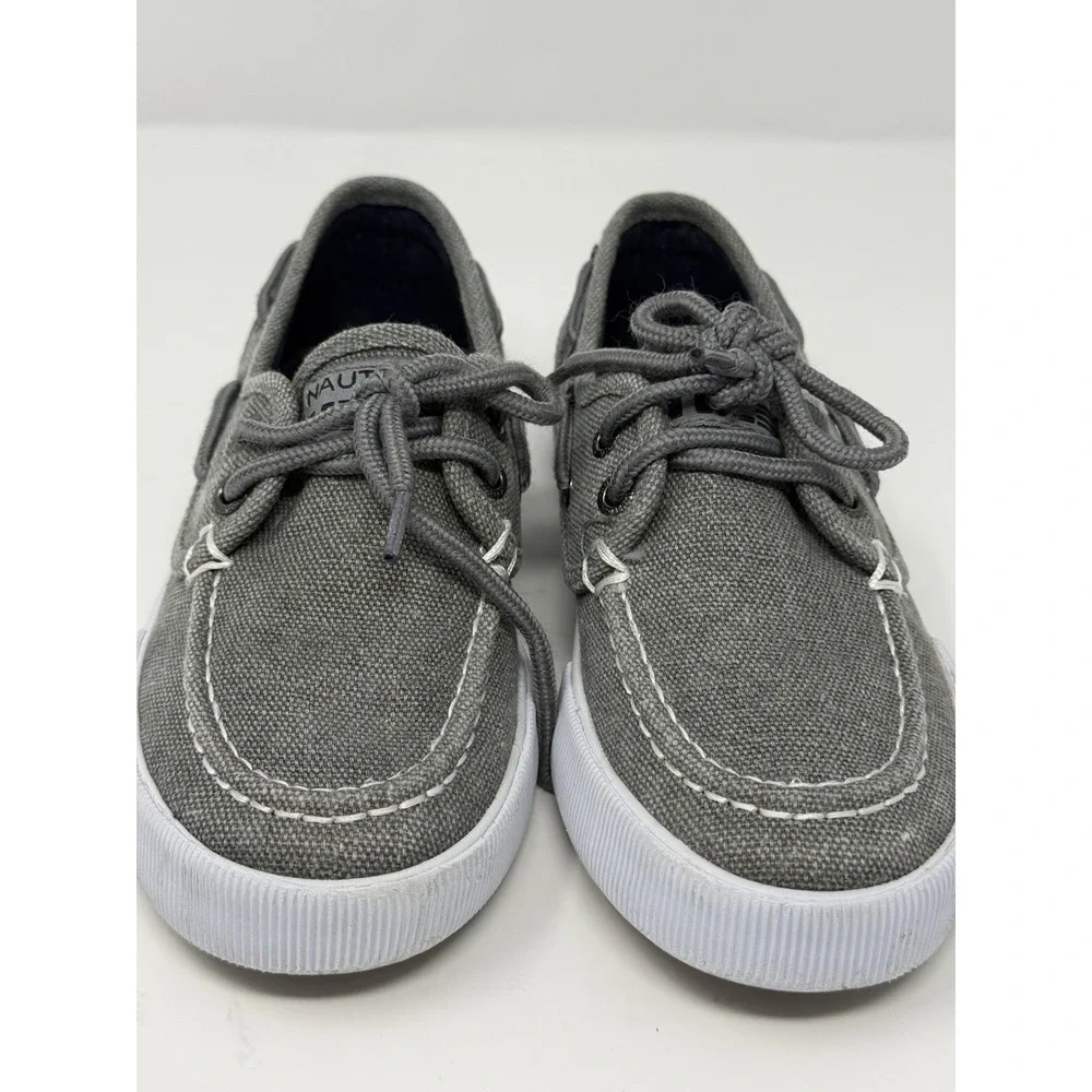 Nautica Spinnaker Kid's Boat Shoes Gray Canvas 2-Eye Size 13 - Picture 2 of 11